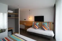 La Regence Hotels in Courbevoie