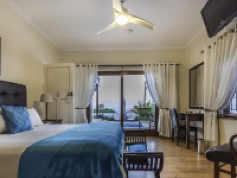 藍寶石招待所 莫塞爾貝酒店