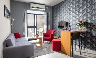 Hillel 11 Hotel