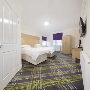 貝霍斯飯店 Hamilton Water Palace附近的飯店