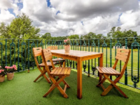 Oak Mead Hotels in Wrexham