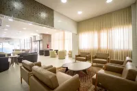 Hotel Confiance Barigui - Kitchens