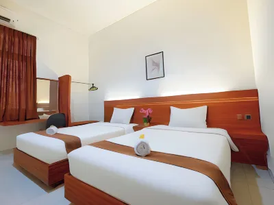 Gapura Residence Hotels near Anjungan Kabupaten Demak
