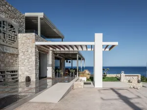 Aliv Stone Suites & Spa