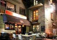 Barri Antic Hostel & Pub Hotels in 