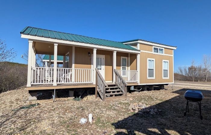 Cedarvale Cabins at Turner Falls