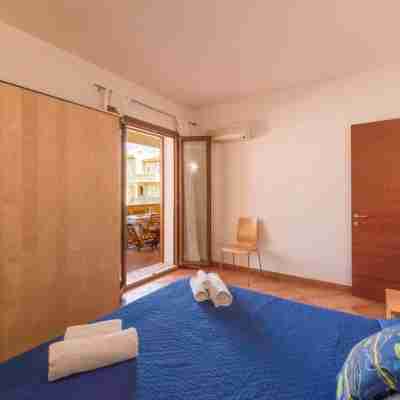 Relaxing Cristal Bedroom Apartment Sleeps 5 Persons Rooms