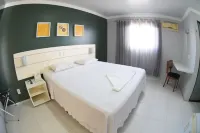 Veleiros Mar Hotel - موقف سيارات