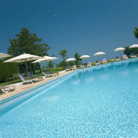 Hotel Emilia