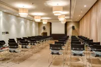 Alliance Hotel by Eagles