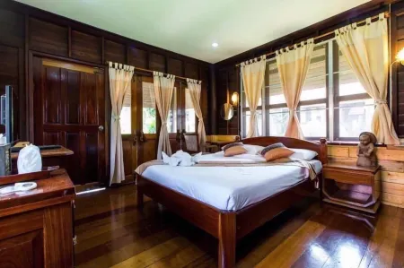 Khaothone River View Resort Отели рядом с достопримечательностью «Sai Yok National Park»