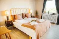 더 팔콘 호텔 알링에 호텔