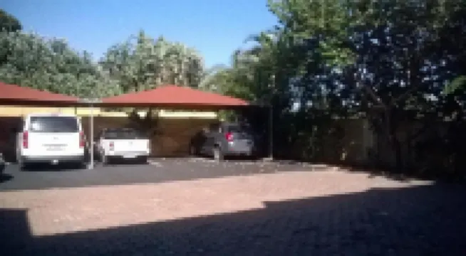 Room-Ezulwini Guest House - Executive Do