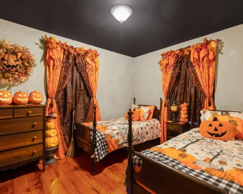 The Warlock House Hotel di Salem