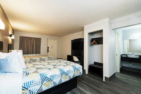 Motel 6 Baytown, TX - Garth Rd