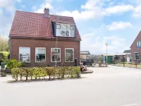 Holiday Home in Elim for 4 Person Hotels near Schoonhoven