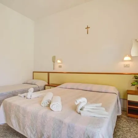 Hotel Diamante 5 Minuti Dalla Fiera di Rimini Отели рядом с достопримечательностью «Визербелла»