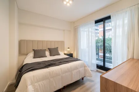 La VIE Suite Cañitas Отели рядом с достопримечательностью «Museo Malvinas E Islas Del Atlantico Sur»