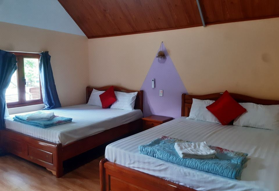 Central Hills Cat Ba 내부 객실 이미지