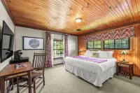 Great Pines Hotels in Webb