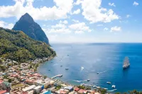 TOPAZ APARTMENT VILLA - MOUNTAIN VIEW VILLa Hotels in Soufriere