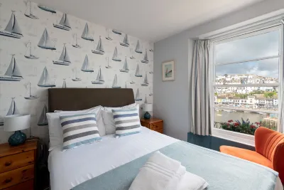 Harbour View Hotels near Boatsafari.co.uk