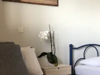 Red Coral Apartments Hotéis em Ormilia