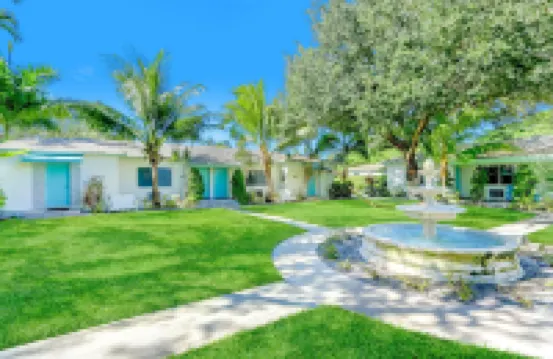 Cottages El Portal Hotels near Museum of Contemporary Art North Miami