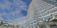 Apartamentos Palmetto - Frente Al Mar Hotels near Monumento Torre del Reloj