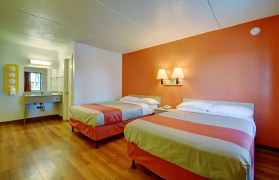 普林菲爾德奇科皮6號汽車旅館