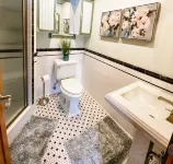Smittys TC Victorian Carriage House Meets Urban Loft Granite, Maple, Stainless