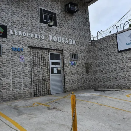 Casa Aeroporto Pousada