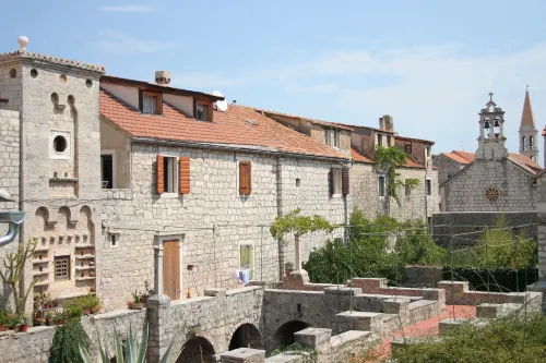 Comfortable Apartment in Stari Grad