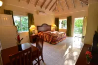 Tropical Lagoon Resort Отели в г. 