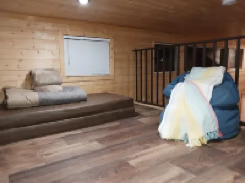 5 minutes to Lake Almanor! Cozy cabin -Brand new construction!