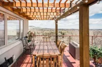 Expansive Luxury in Central Home With Downtown Views