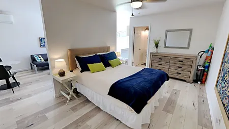 Private Patio and Full Kitchen Amenities - Charming Oasis