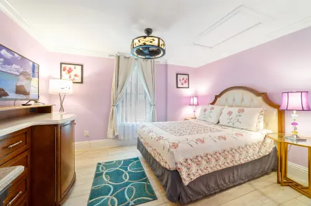 Private Acres with Mango Forest and Outdoor Grill - Charming Oasis