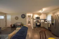 Busy Bee Ranch near Walnut Creek Amphitheatre - Pet Friendly