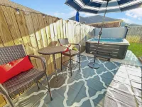 Hot Tub and Serene Backyard Oasis - Charming Retreat