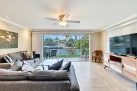 Tranquil Canal-Front Haven with Courtyard Oasis Hotels in Sanibel