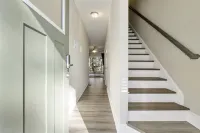 The Elm at Ducks Landing Hotels in Aberdeen