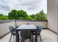 City View South Slope Townhome