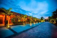 Arcadia Resort Hoteles en Si Racha