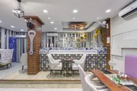Status by Hotel the Emporio Hotels in Indirapuram