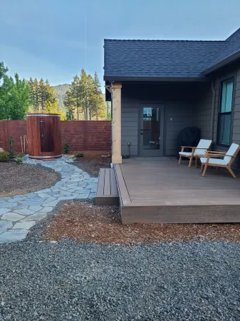 Stargazer Lakehouse - New beautiful home at Detroit Lake