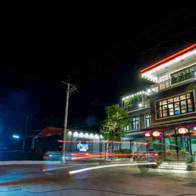 Thaphon Residence Hotel Exterior