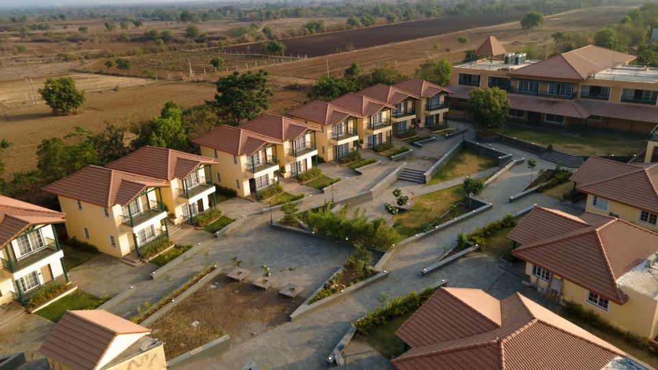 The Fern Wisteria Resort Dhari
