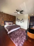 The Guesthouse at the Lonely Oak Hotels in Buchanan Dam