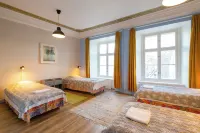 Old Town Munkenhof Guesthouse - Hostel